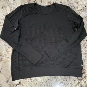 Lululemon every moment long sleeve